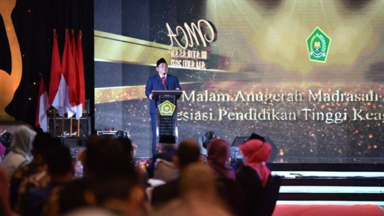 Ini Daftar Peraih Madrasah Award dan Adiktis 2021, Sulbar Juga Ada!