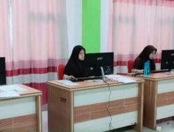 Siswa dan Siswi MTs Negeri 2 Majene Seleksi SNPDB Online