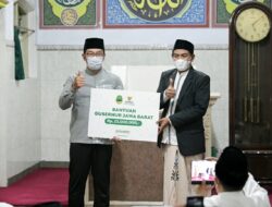 Subuh Berjamaah, Ridwan Kamil Minta DKM Jaga Masjid "Musafir" Subuh Berjamaah, Ridwan Kamil Minta DKM Jaga Masjid “Musafir”