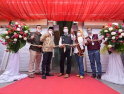 Resmikan Revitalisasi Pasar Rakyat Baleendah, Ridwan Kamil: Semakin Bagus, Nyaman, dan Disukai Rakyat Resmikan Revitalisasi Pasar Rakyat Baleendah, Ridwan Kamil: Semakin Bagus, Nyaman, dan Disukai Rakyat