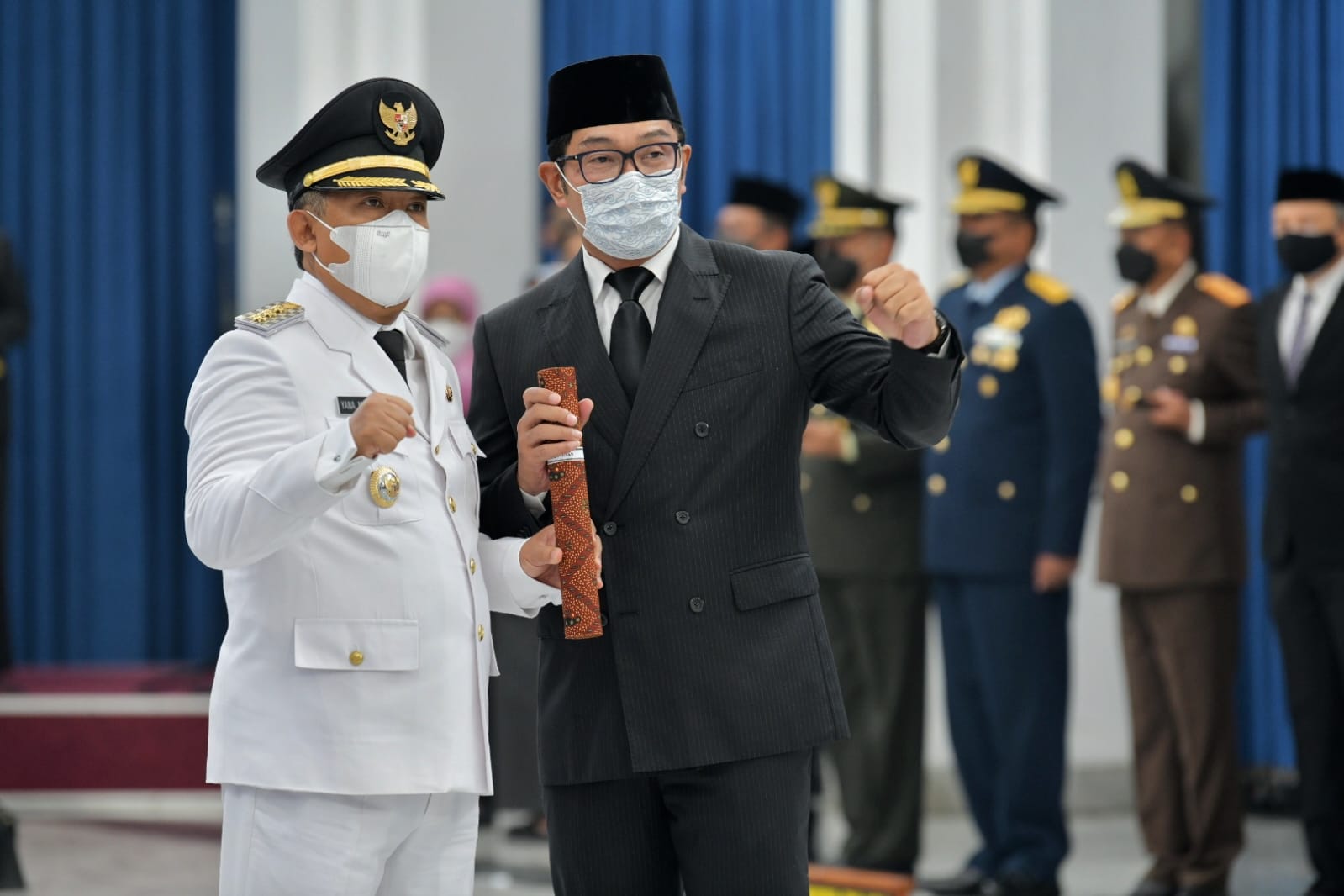 Ridwan Kamil Titip Kepada Yana Mulyana Jaga  Kondusivitas Bandung Jelang Tahun Politik 2024 Ridwan Kamil Titip Kepada Yana Mulyana Jaga  Kondusivitas Bandung Jelang Tahun Politik 2024
