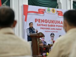 Ridwan Kamil Imbau Warga Lapor Bila Ada Pungli Lebaran Ridwan Kamil Imbau Warga Lapor Bila Ada Pungli Lebaran