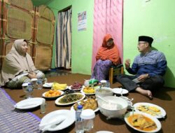 Mak Endah Kaget Rumahnya Didatangi Ridwan Kamil saat Sahur Mak Endah Kaget Rumahnya Didatangi Ridwan Kamil saat Sahur