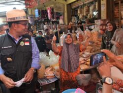 Resmikan Revitalisasi Pasar Kepuh Kuningan, Ridwan Kamil: Promosikan dan Jaga Ketertiban Pedagang Resmikan Revitalisasi Pasar Kepuh Kuningan, Ridwan Kamil: Promosikan dan Jaga Ketertiban Pedagang