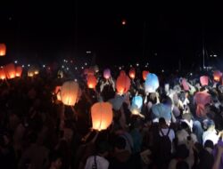 Pelepasan Lampion Menandai Dimulainya Festival Sandeq 2022