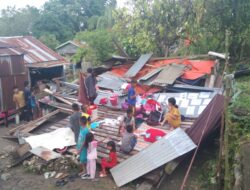 Akibat Angin Kencang, Sejumlah Rumah Warga Porak Poranda