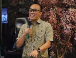 Hari Pertama Bertugas, Pj Gubernur Sulbar Prof Zudan Bertemu Pimpinan OPD