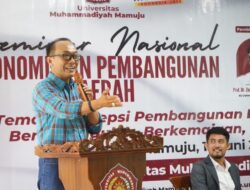 Jadi Pembicara Utama Seminar Nasional, Zudan: Dampingi Masyarakat Tumbuhkan Ekonomi Digital