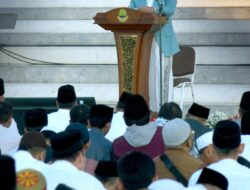 Gubernur Ridwan Kamil Salat Id di  Masjid Raya Al Jabbar  Kurban dua sapi bersama istri