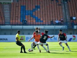 Ridwan Kamil Dampingi Presiden Tinjau Renovasi Stadion Si Jalak Harupat