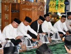 Gelar Maulid, Prof Zudan Ajak Teladani Kedermawanan Nabi