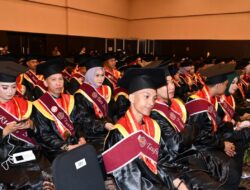 Orasi Ilmiah Wisuda Unimaju, Pj Gubernur Zudan: Buat Jejak Digital Positif