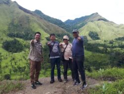 Tim Dinas ESDM-DPMPTSP Inventarisasi Potensi Pembangkit Listrik EBT di Kalumpang