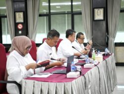 Bey Machmudin Ikuti Evaluasi Kinerja Triwulan IV Penjabat Gubernur