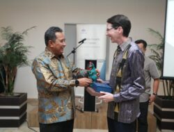 Udaranya Terbersih di Asia Tenggara, Australia Awards Gelar Kursus Energi Terbarukan di Mamuju 