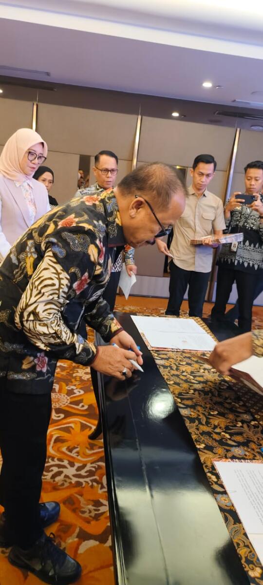 Tingkatkan PAD, Gubernur Sulbar Dorong Perusahaan Sawit Setor 12 Miliar 