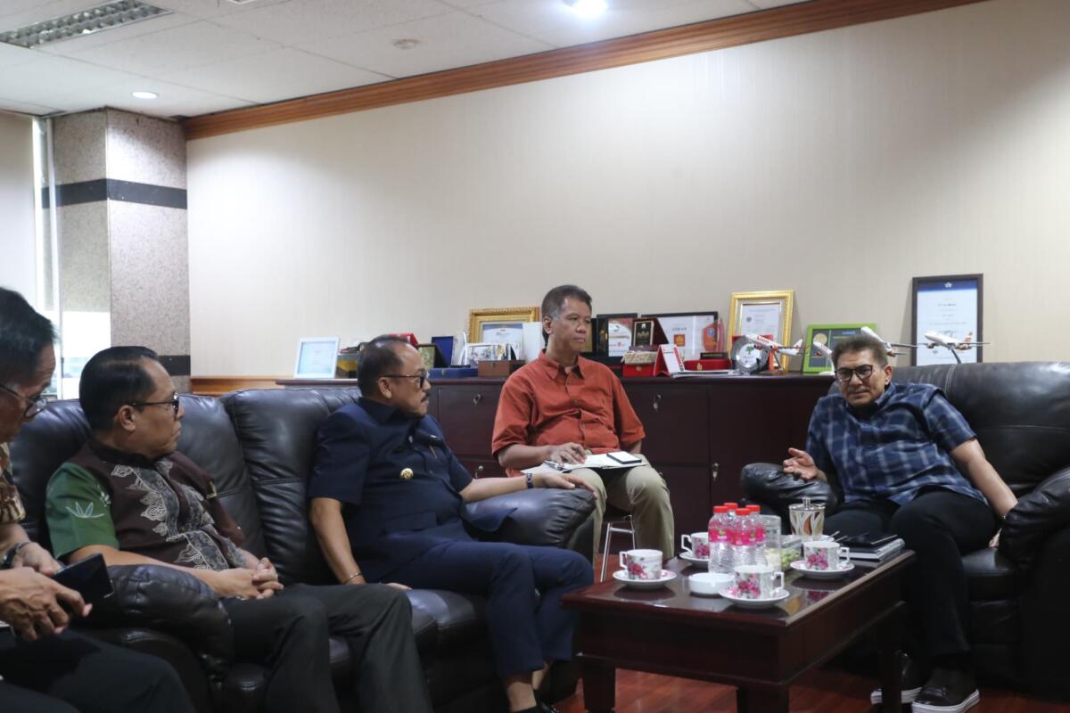 Gubernur SDK Bertemu Direktur Lion Air untuk Kembalikan Penerbangan Batik Air