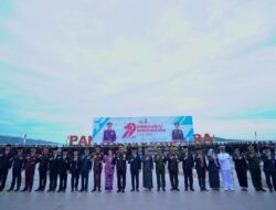 Gubernur Sulbar Apresiasi HUT Bhayangkara di Anjungan Pantai Manakarra