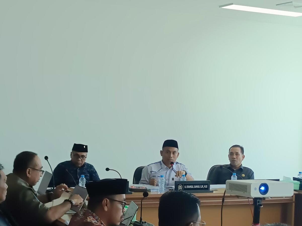 Komisi I DPRD Sulbar Gelar Rapat Kerja, Bahas Pertanggungjawaban APBD 2024