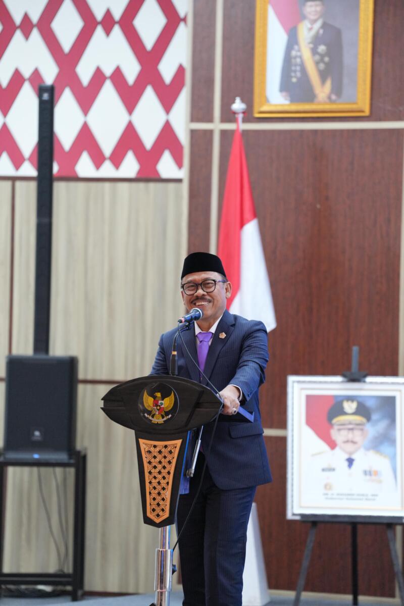 Agum Gumelar Lantik Suhardi Duka Jadi Ketua DPD Ikatan Keluarga Alumni Lemhannas Sulbar