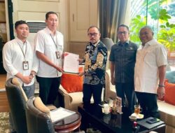 Gubernur Sulbar Tandatangani BAST, Siap Jalankan Sekolah Rakyat