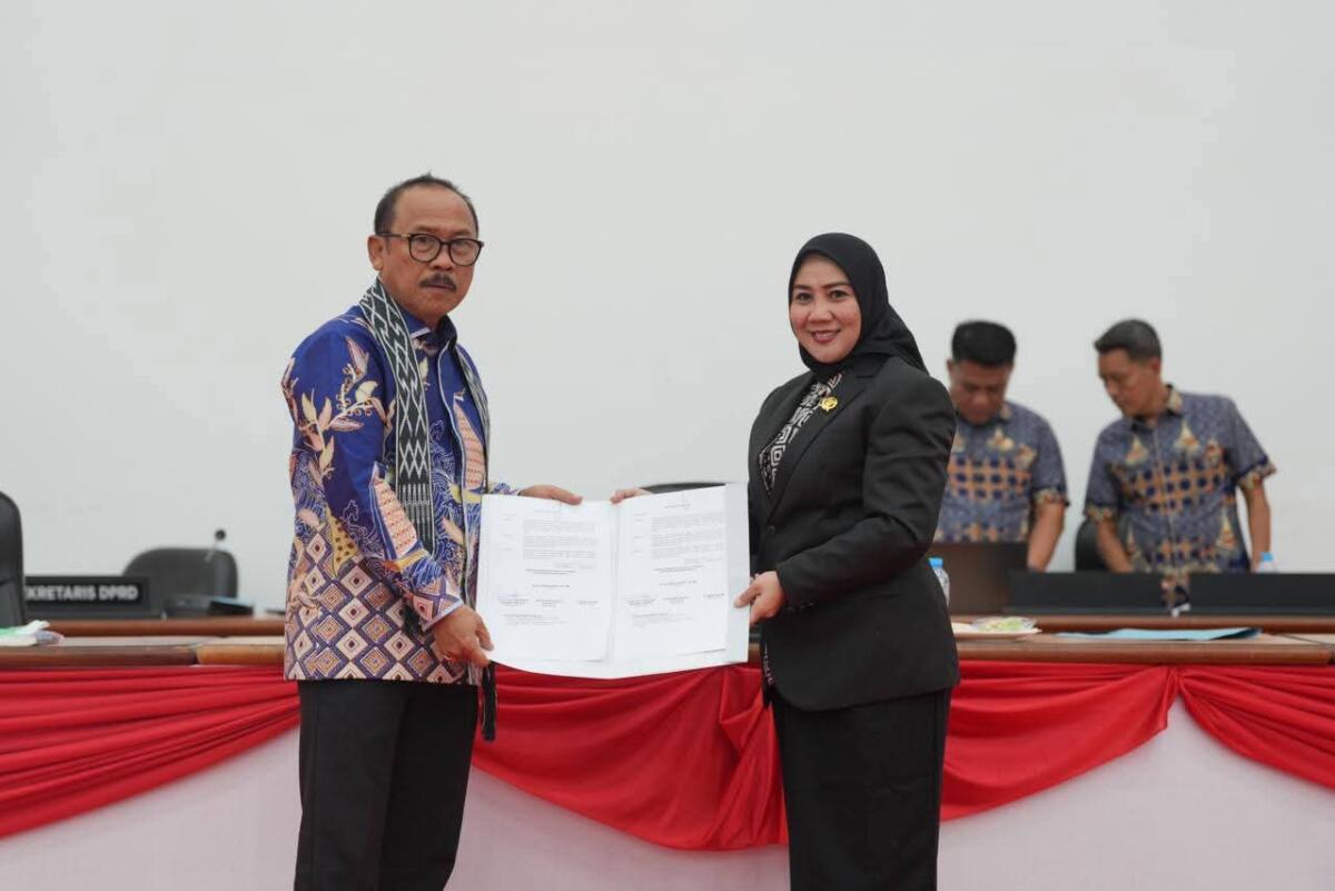 RPJMD Sulbar 2025–2029 Resmi Disempurnakan, Gubernur SDK: Menjawab Tantangan Pembangunan Daerah RPJMD Sulbar 2025–2029 Resmi Disempurnakan, Gubernur SDK: Menjawab Tantangan Pembangunan Daerah