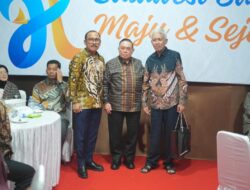 Malam Ramah Tamah HUT Sulbar ke-21, Dokumen Perjuangan Diserahkan ke Gubernur 