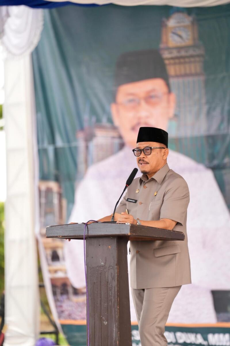 Gubernur Suhardi Duka Lepas 393 Jemaah Haji Mamuju, Tekankan Ibadah Haji Bukan Sekedar Mampu