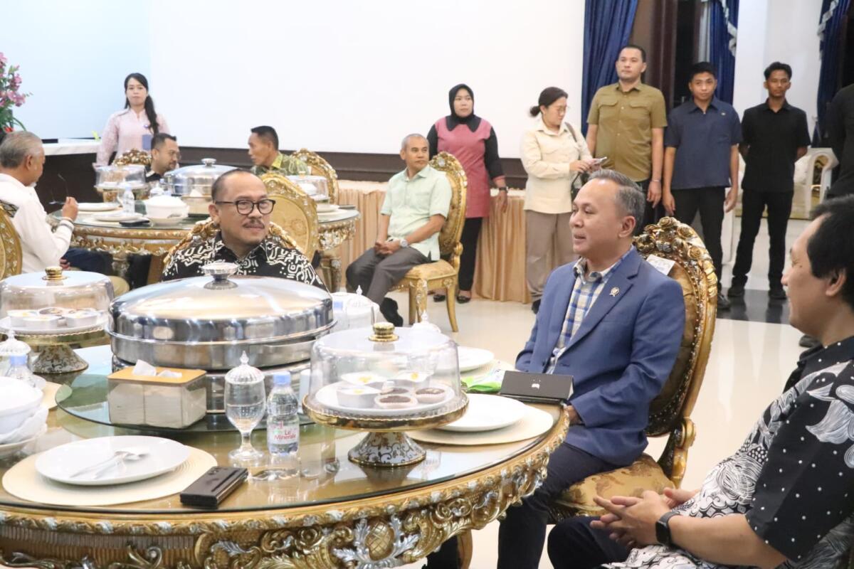 Jamuan Malam Gubernur Sulbar dan Wamen HAM, Bahas Isu HAM hingga Ekonomi Daerah