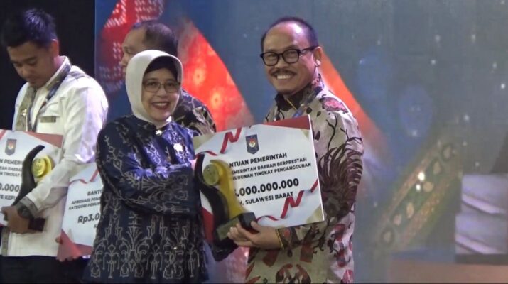 Sulbar Raih Penghargaan Provinsi Terbaik Penurunan Pengangguran di Regional Sulawesi 2026